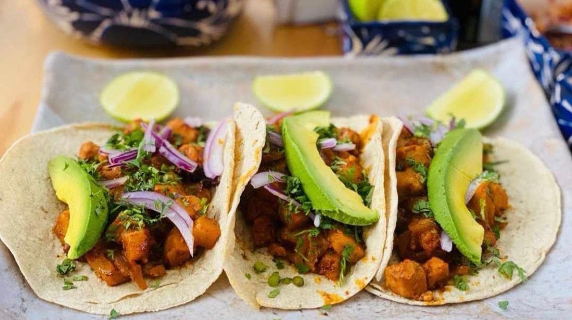 Tacos de pescado al pastor